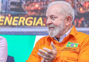 Lula-durante-cerimonia-de-retomada-das-obras-da-Rnest-em-Ipojuca-PE-no-Suape-em-18-1-2024-Foto-Ricardo-Stuckert_PR-e1705620185906-1536x1025